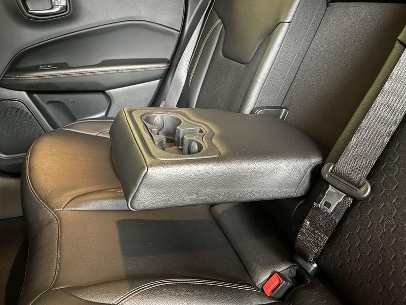 Jeep Compass 1.3 turbo t4 phev Limited 4xe at6