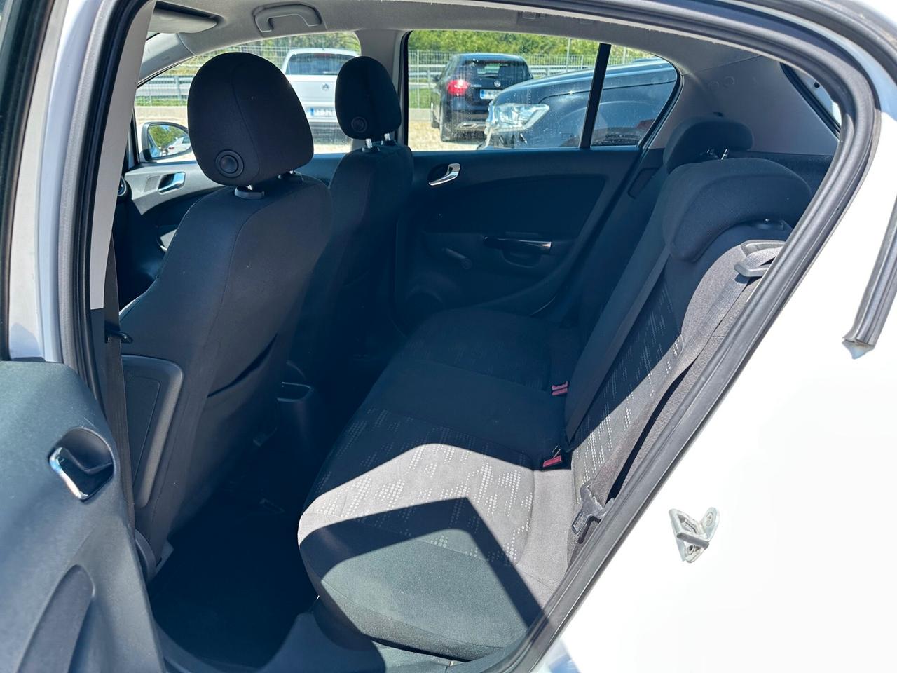 Opel Corsa 1.2 85CV 5 porte GPL