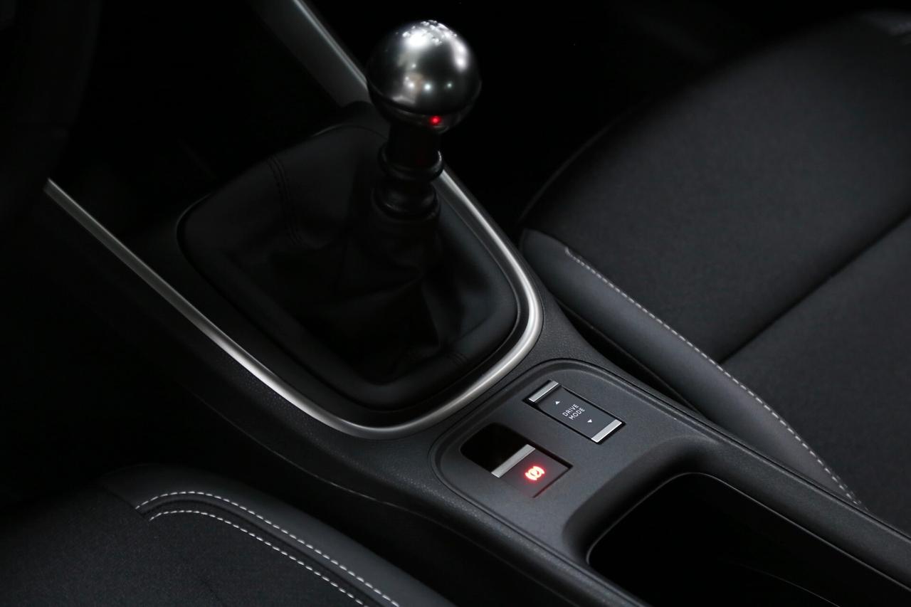 Jeep Avenger 1.2 Turbo 100 cv Altitude_NUOVA KM0