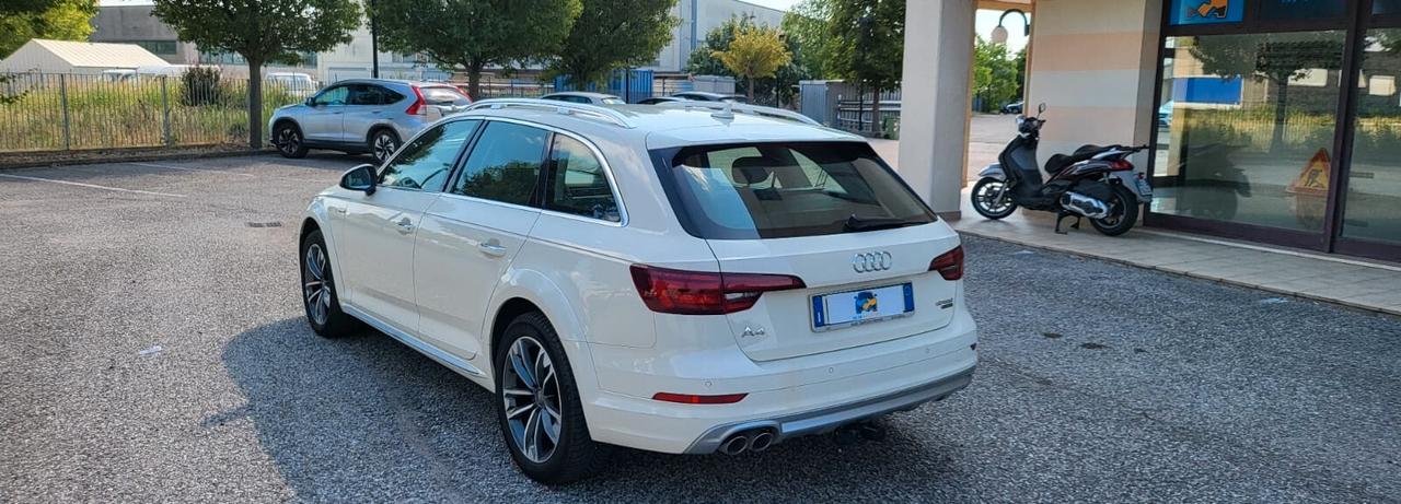 Bellissima AUDI A4 allroad Business Evolution 190cv-Full Optional-Molto ben tenuta-garanzia 12 mesi estendibile fino a 36 mesi.