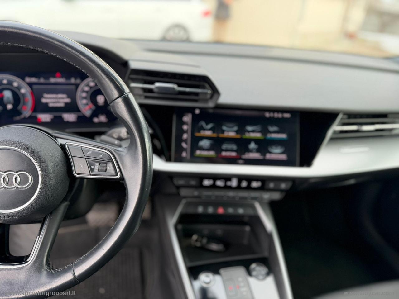 AUDI A3 SPB 30 G-TRON S TRONIC ADVANCED