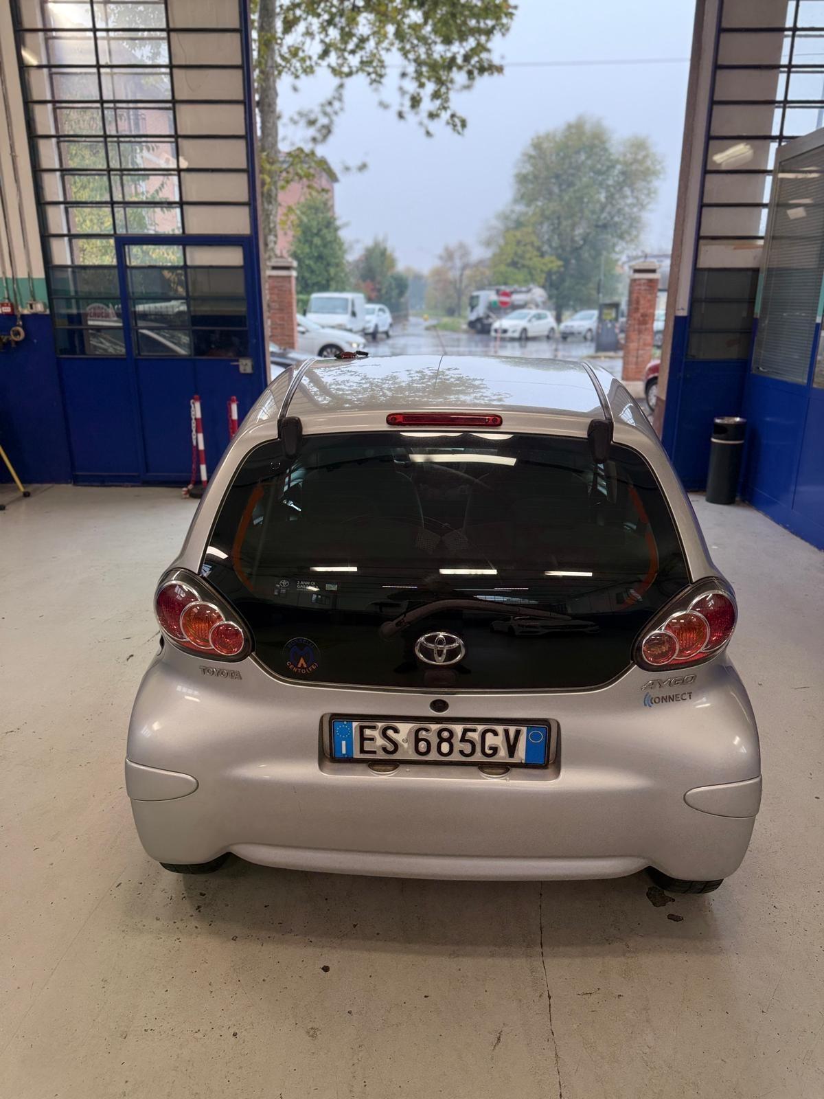 Toyota Aygo 1.0 12V VVT-i 5 porte Cool Soda Connect MMT