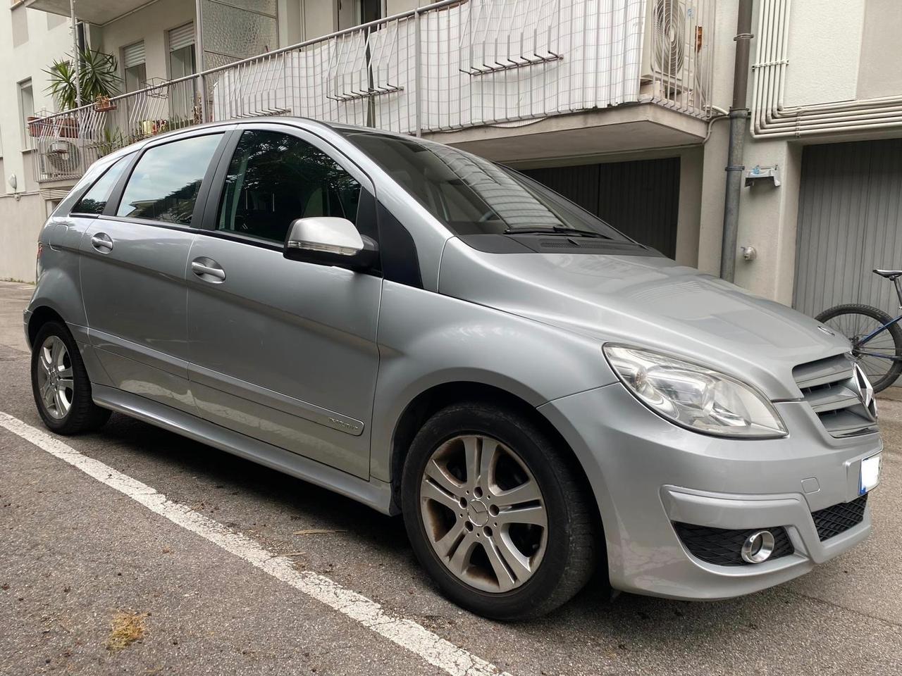 MERCEDES B 180 CDI PREMIUM CONDIZIONI DA VETRINA GUARDA
