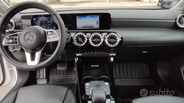 MERCEDES-BENZ A 180 d Business Automa "NAVI"LED