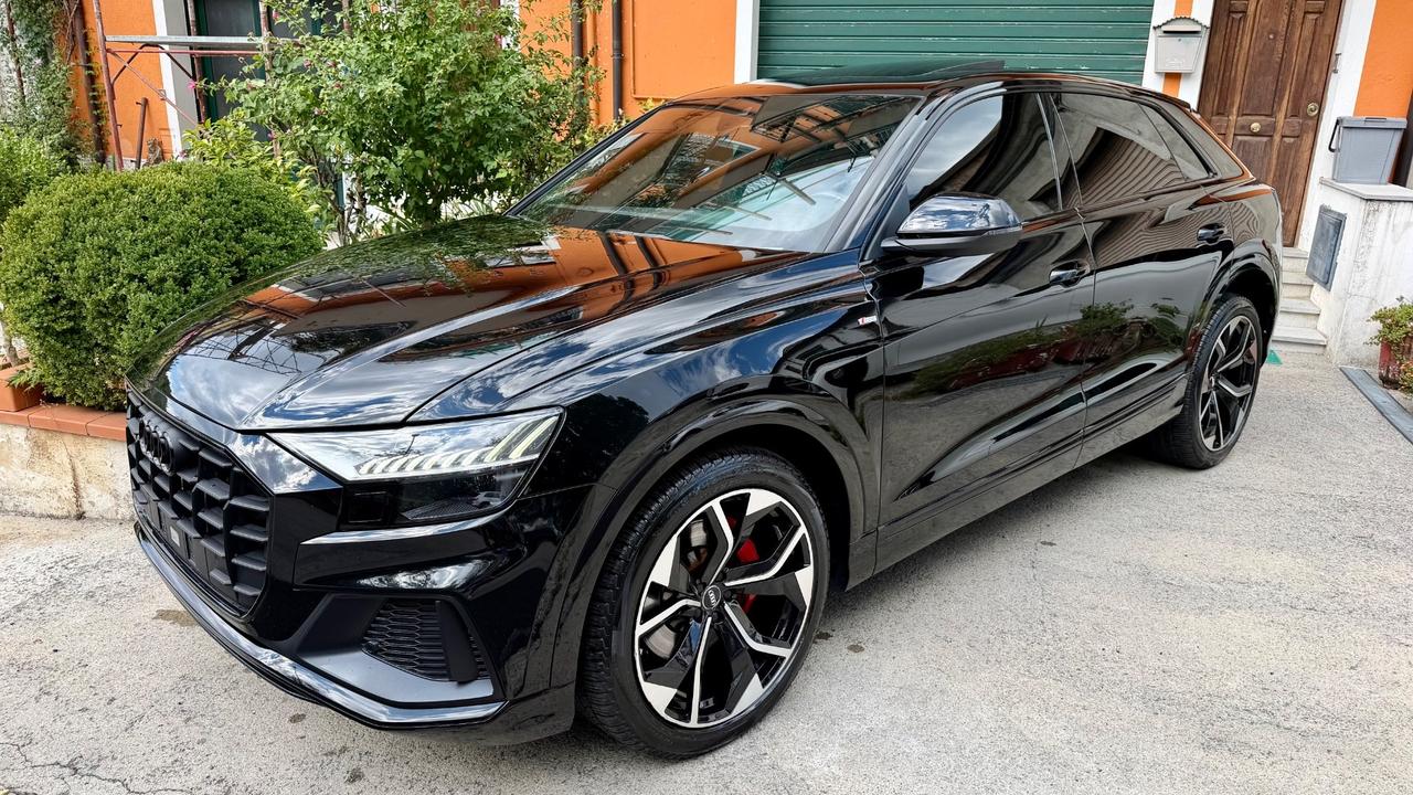 Audi Q8 50 TDI 286 CV quattro tiptronic Sport