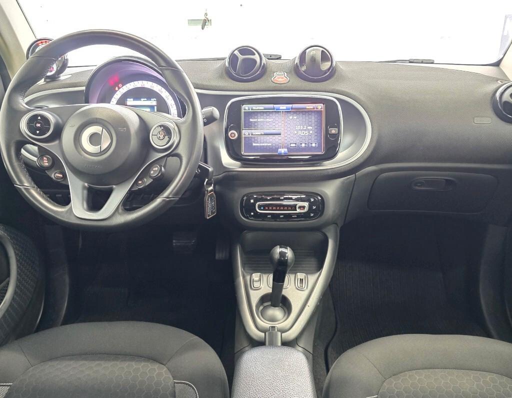Smart ForTwo EQ elettrica cabrio Passion