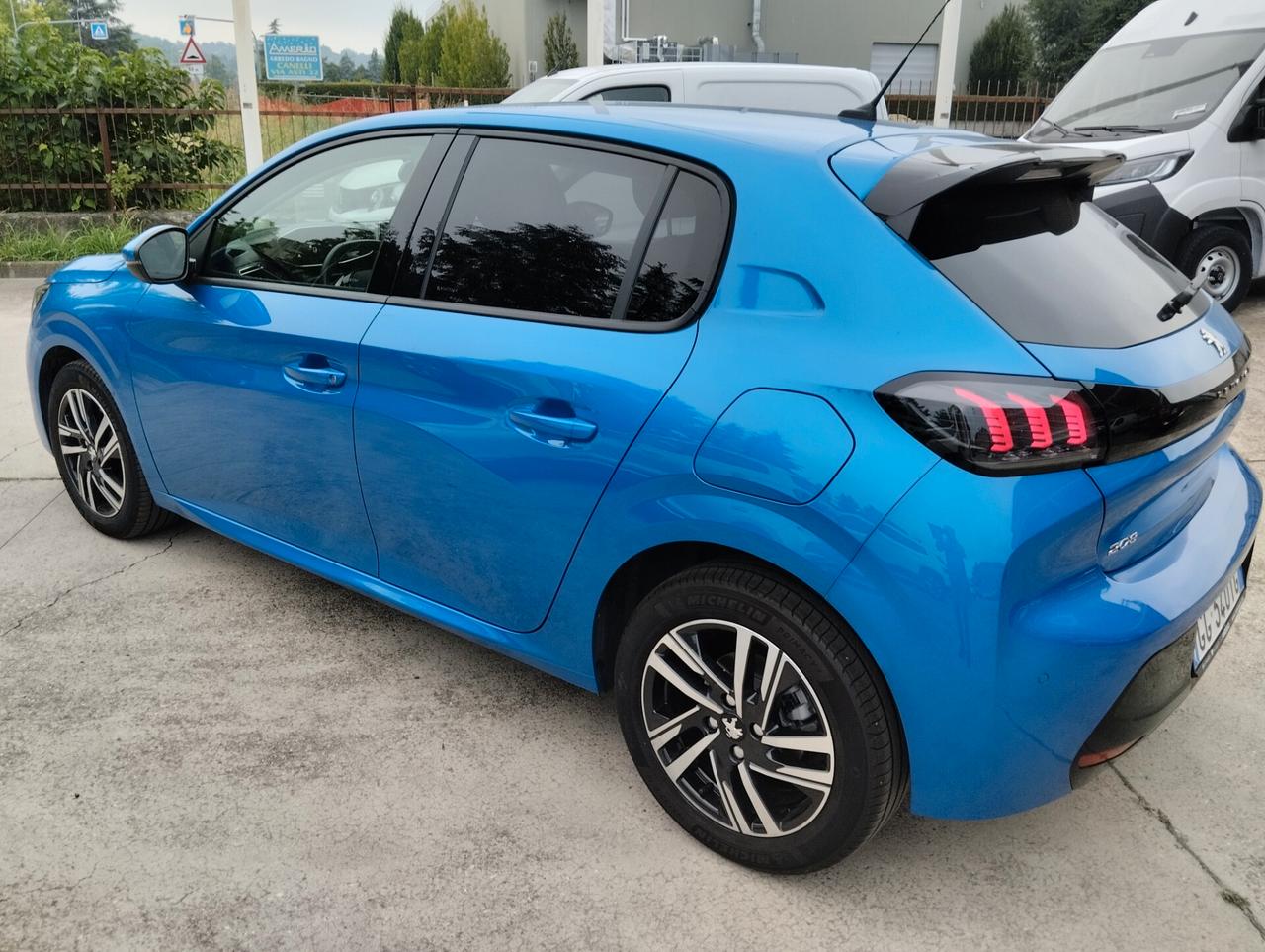Peugeot 208 PureTech 100 Stop&Start EAT8 5 porte Allure Pack