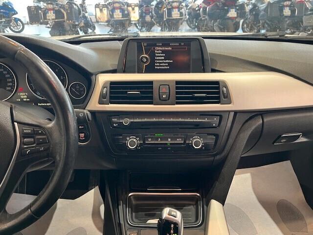BMW 318 d Touring Business auto