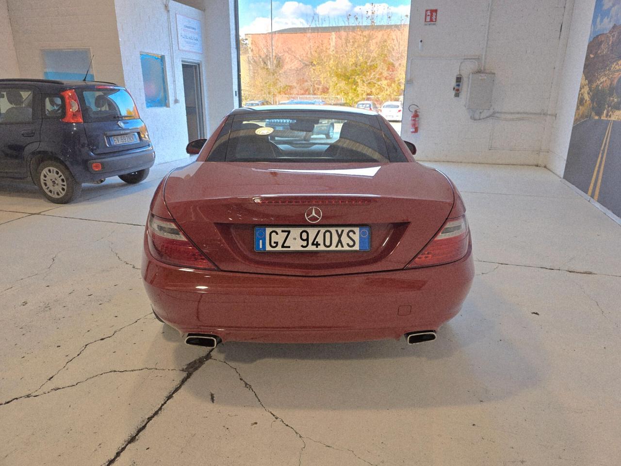 Mercedes-benz SLK 200 CGI Premium