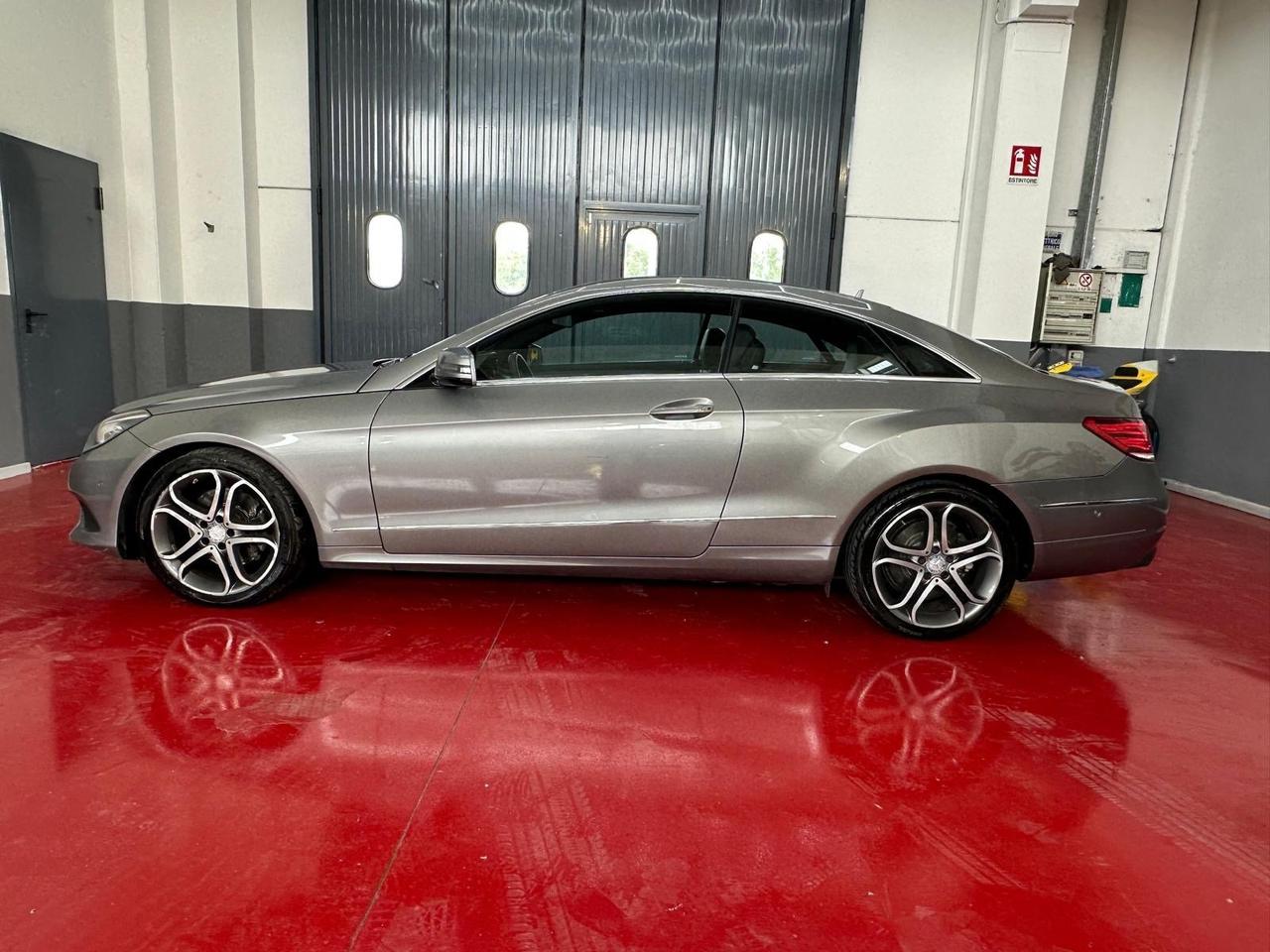Mercedes-benz E 220 d Coupé Premium