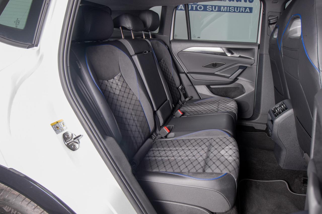 Volkswagen Tiguan 2.0 Tdi R-line 4motion Dsg 193cv Gancio Traino