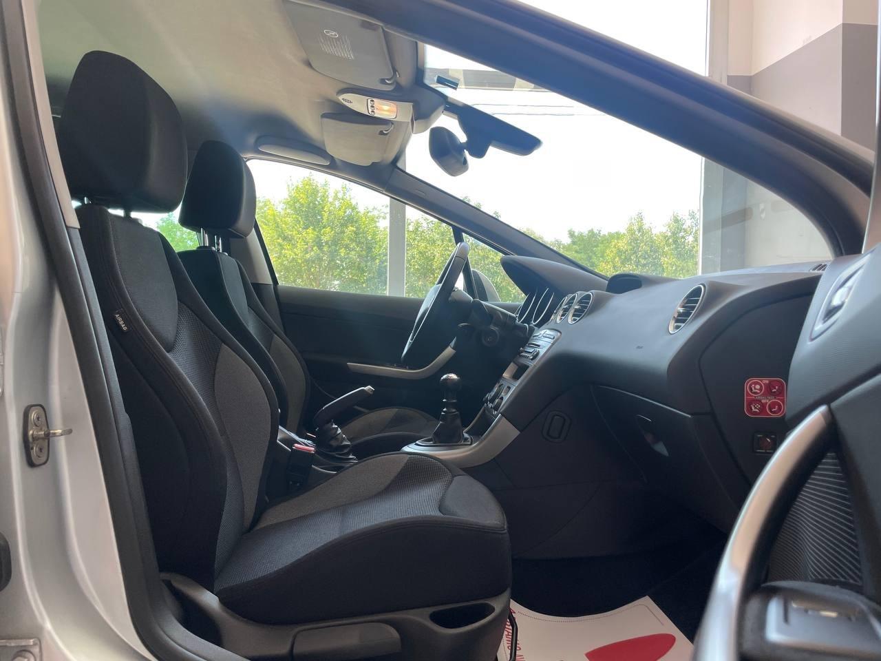 Peugeot 308 - Station Wagon - Unico Proprietario