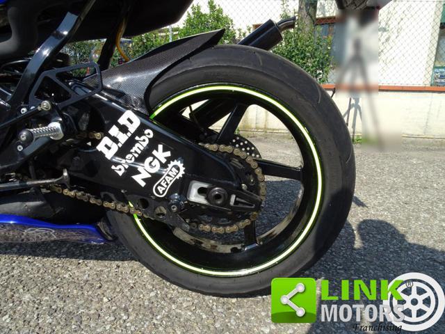 YAMAHA RD 500 LC REPLICA VALENTINO ROSSI