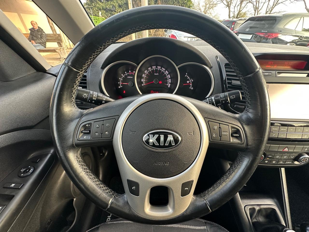 Kia Venga 1.4 CRDi 90 CV S&S High Tech