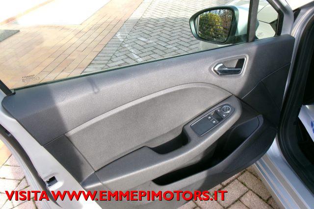 RENAULT Clio TCe 90 CV 5 porte Business