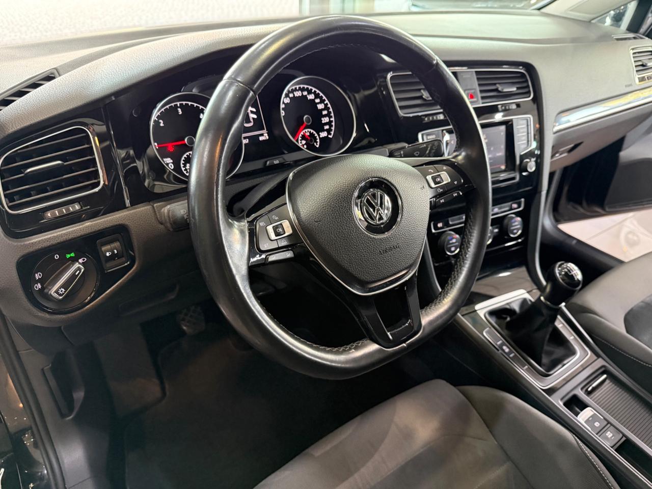 Volkswagen Golf 5p 1.6 tdi Comfortline