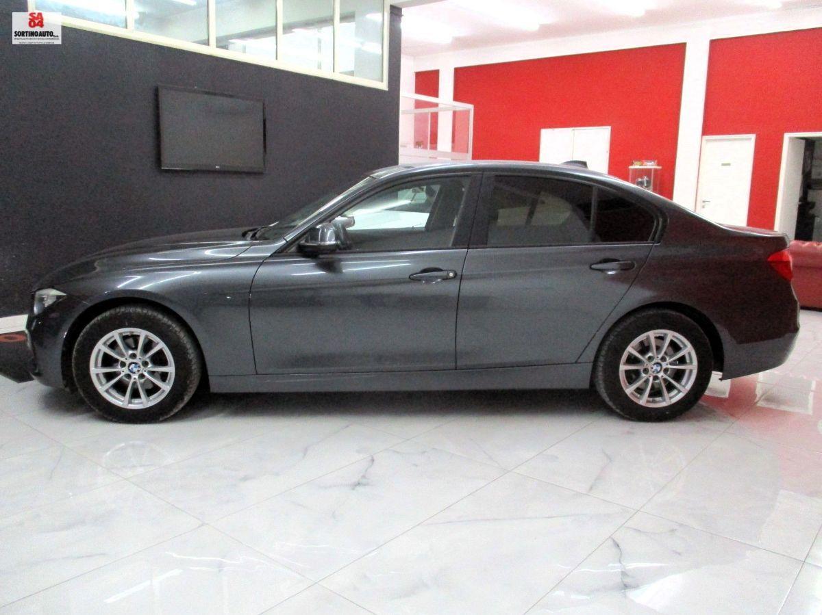 BMW 318d 5P. 2016 KM125000