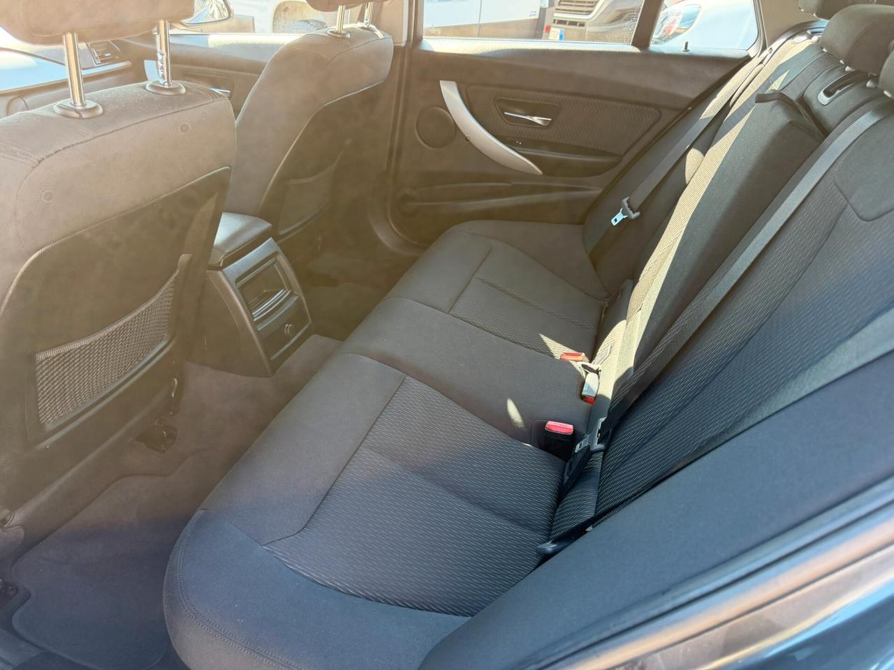 Bmw 320d Touring Business Advantage aut.