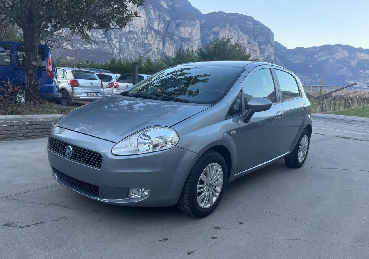 Fiat Grande Punto 1.4 Starjet 16V 5 porte Dynamic