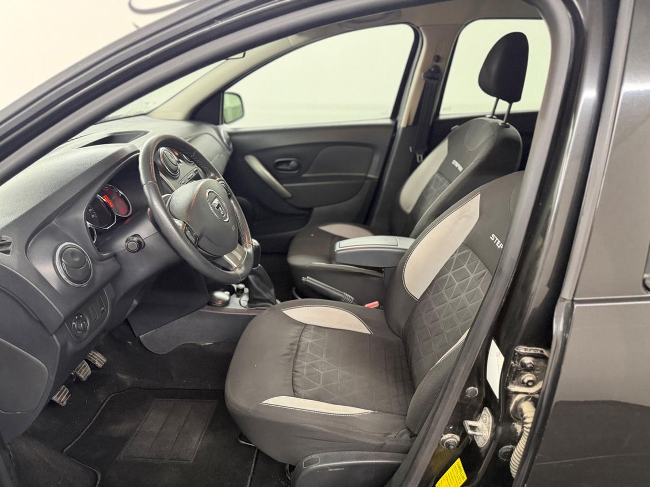 Dacia Sandero STEPWAY (anno 2014)