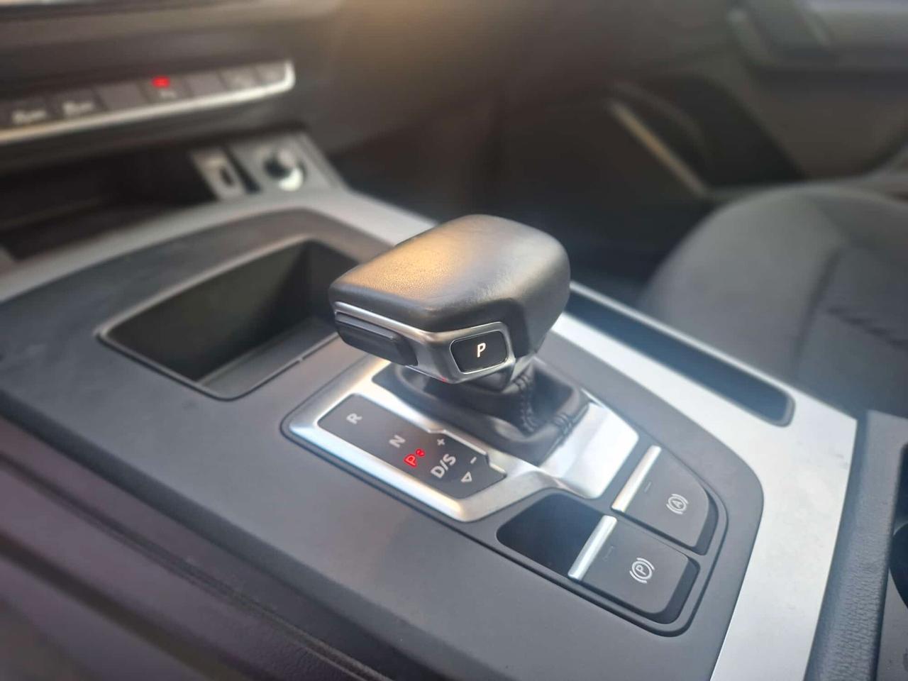 Audi Q5 35 TDI S tronic Business