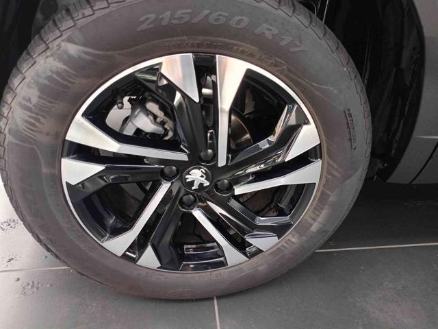PEUGEOT 2008 PureTech 100 S&S Allure Pack