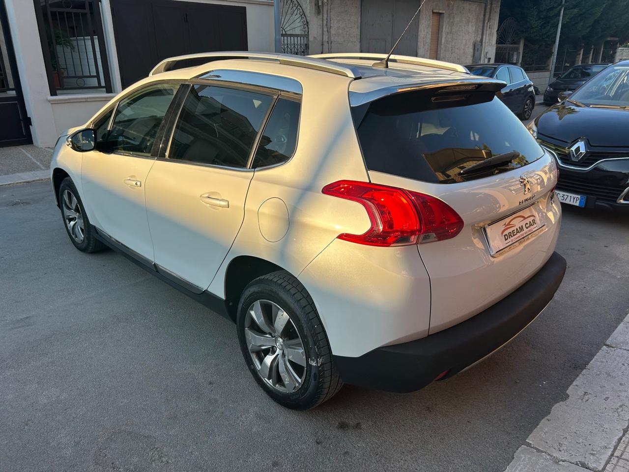 Peugeot 2008 1.6 e-HDi 92 CV Stop&Start Allure