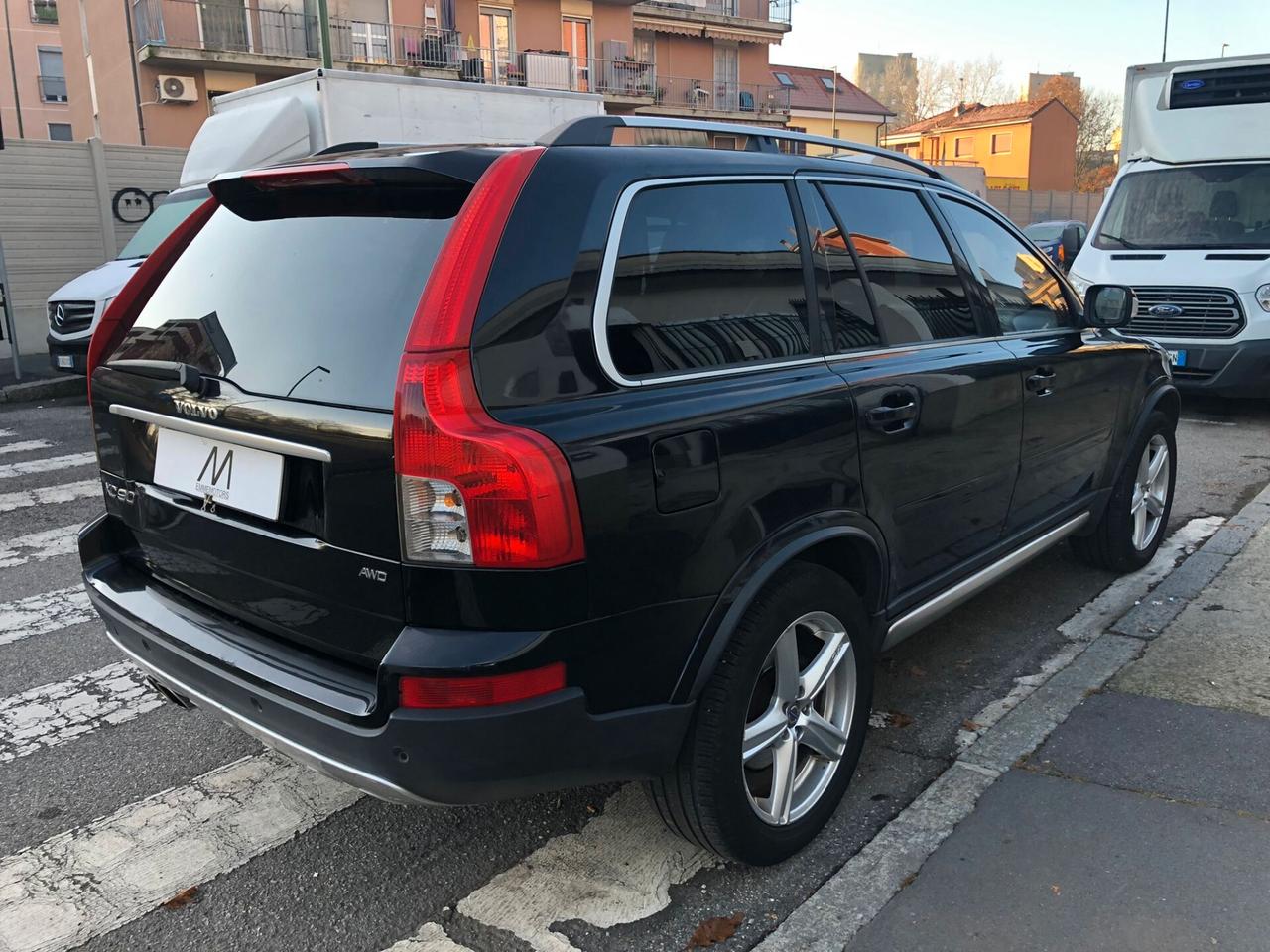 VOLVO XC90 2.4 D5 EXECUTIVE 185cv GEARTRONIC 7P – AUT/NAV/PDC