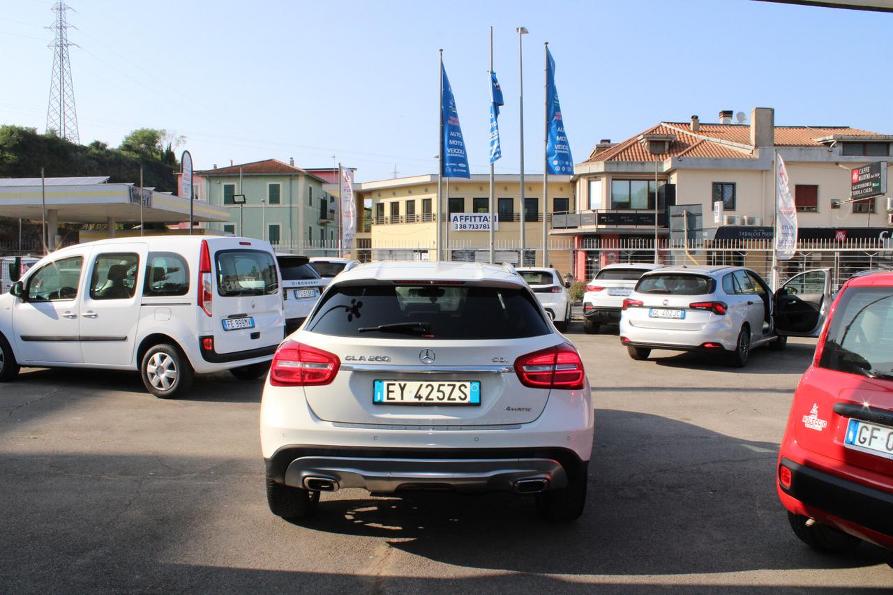 Mercedes-benz GLA 200 GLA 200 CDI Automatic 4Matic Sport