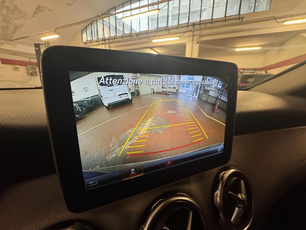 Mercedes-Benz GLA 180 180 d Sport auto UNICO PROPRIETARIO