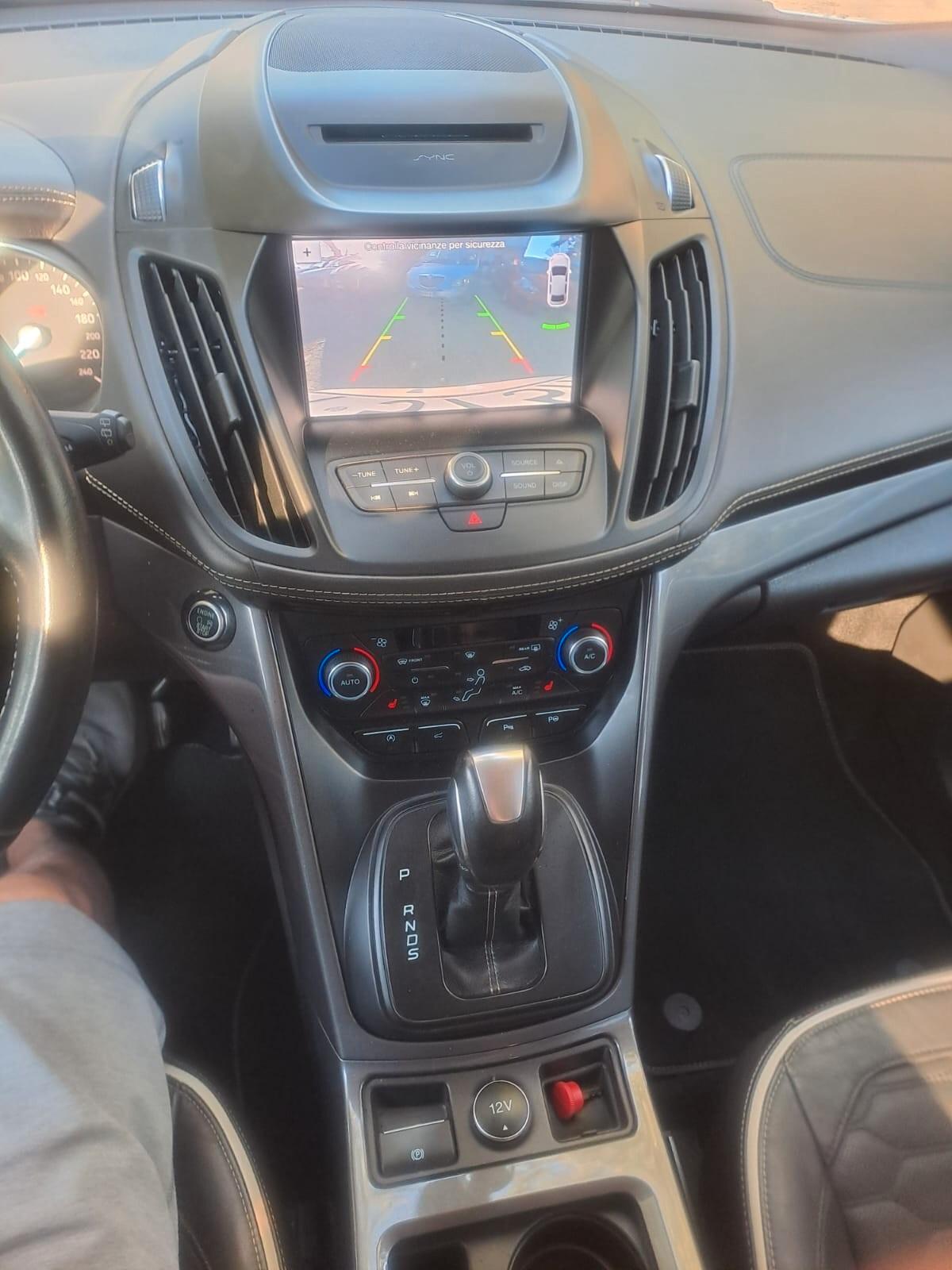 Ford Kuga Vignale 2.0 TDCI 180 CV S&S 4WD