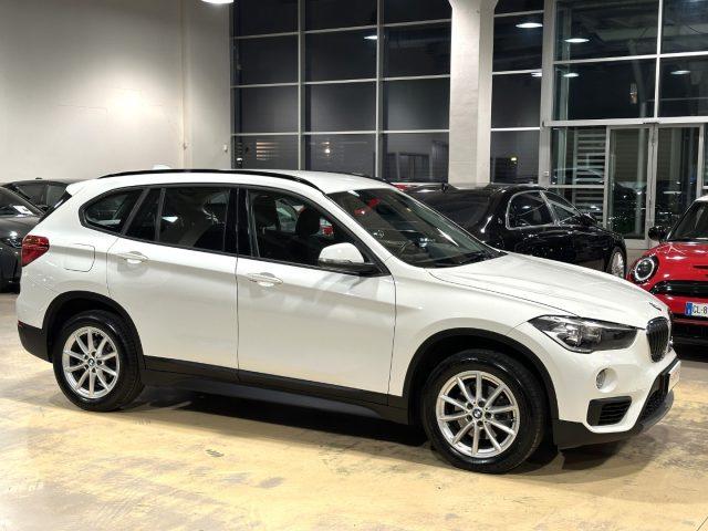 BMW X1 sDrive18i Advantage Automatica