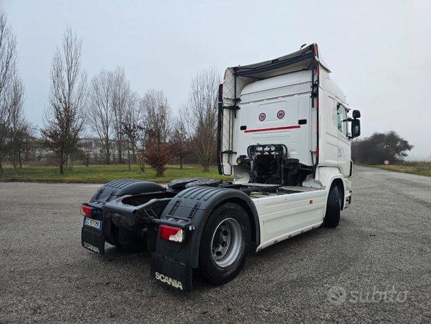 TRATTORE STRADALE SCANIA R450