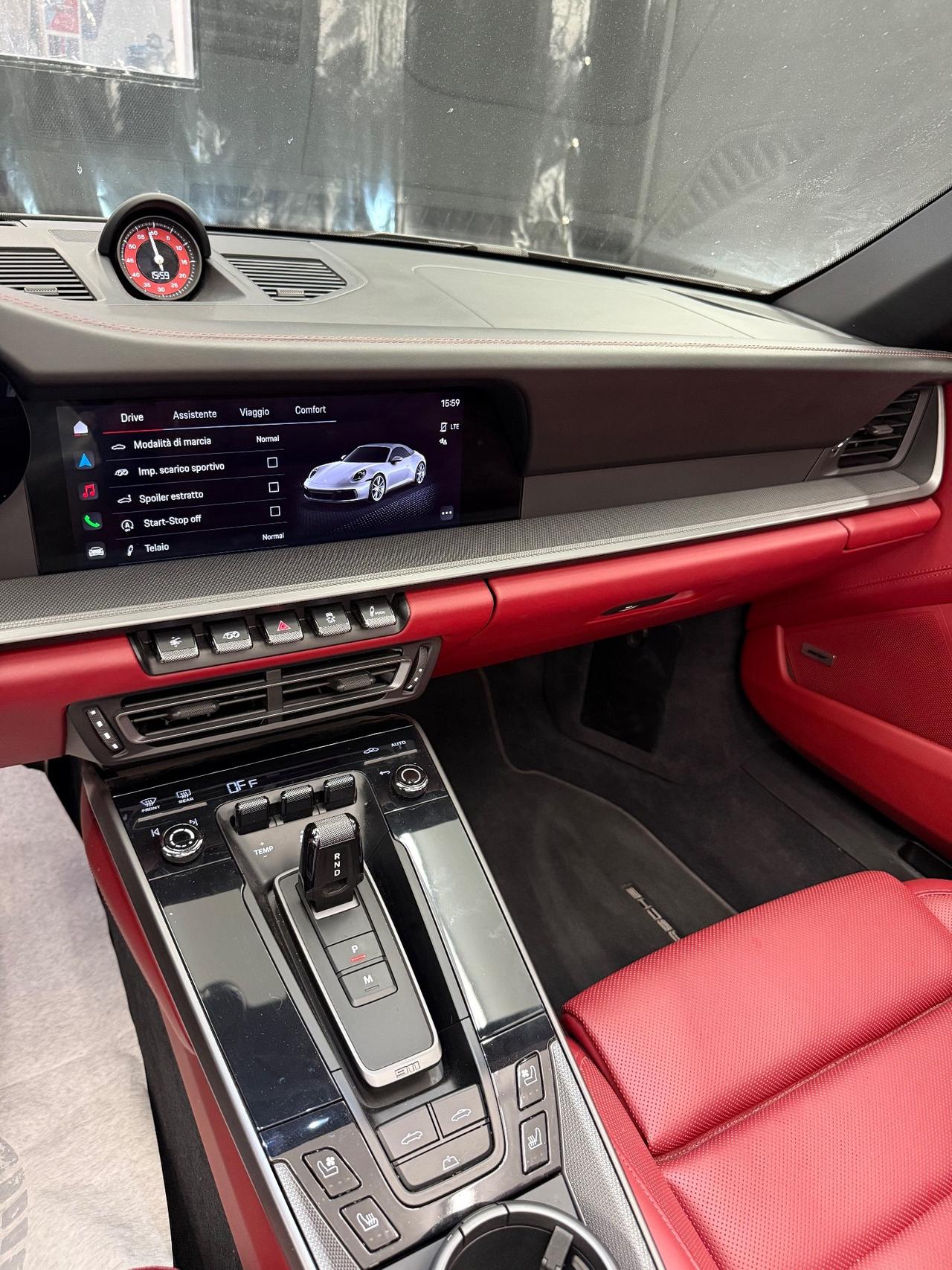 Porsche 911 992 Carrera 4S Cabriolet