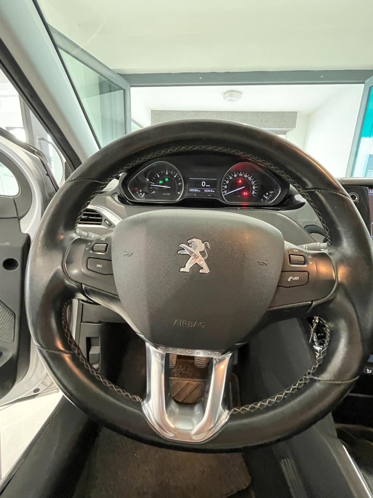 Peugeot 208 BlueHDi 75 5 porte Allure