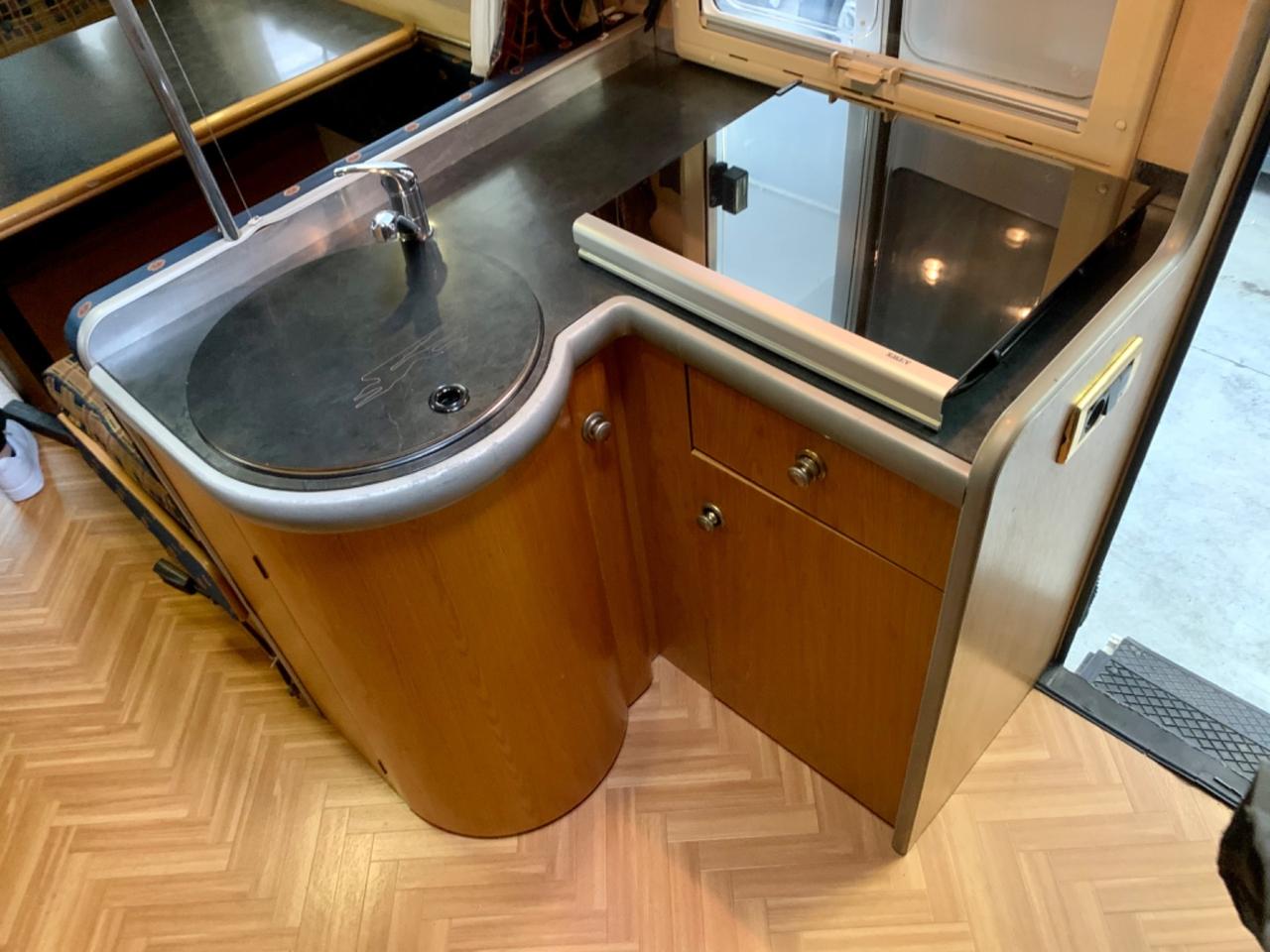 Laika Ecovip daily 2.8 7posti motorhome