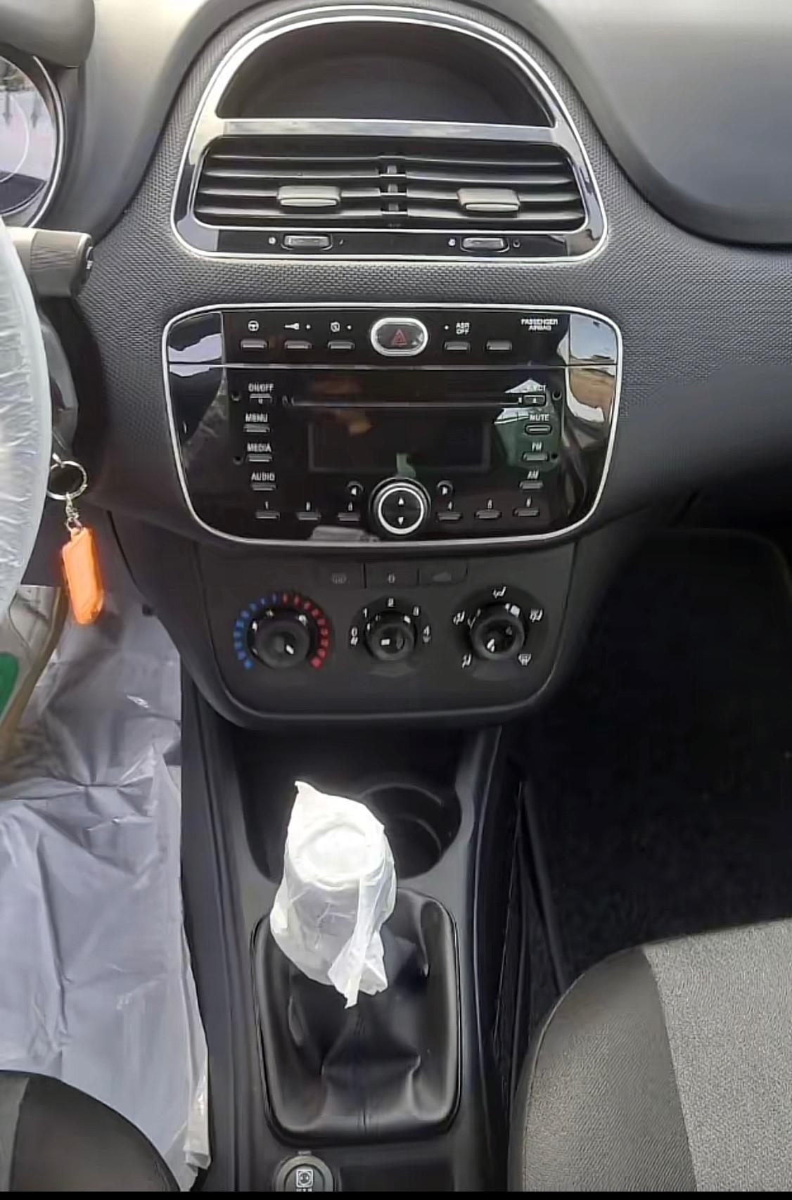 Fiat Punto 1.4 S&S 8V 5 porte Lounge