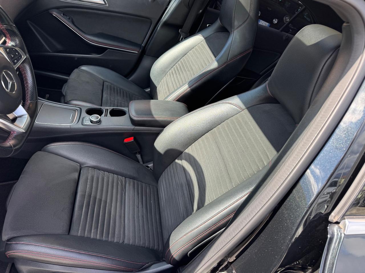 Mercedes-benz A 180 d Automatic Premium Amg Tetto