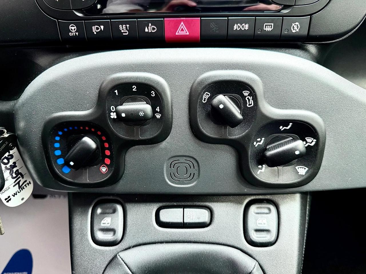 Fiat Panda 1.0 FireFly S&S Hybrid City Cross