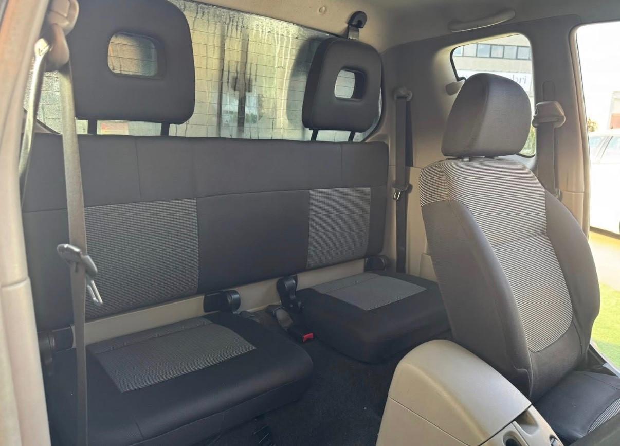 Mitsubishi L200 2.5 DI-D/136CV Double Cab Invite