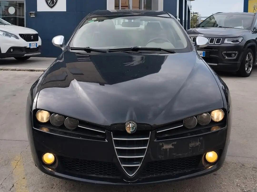 Alfa Romeo 159 1.9 JTDm 16V Exclusive