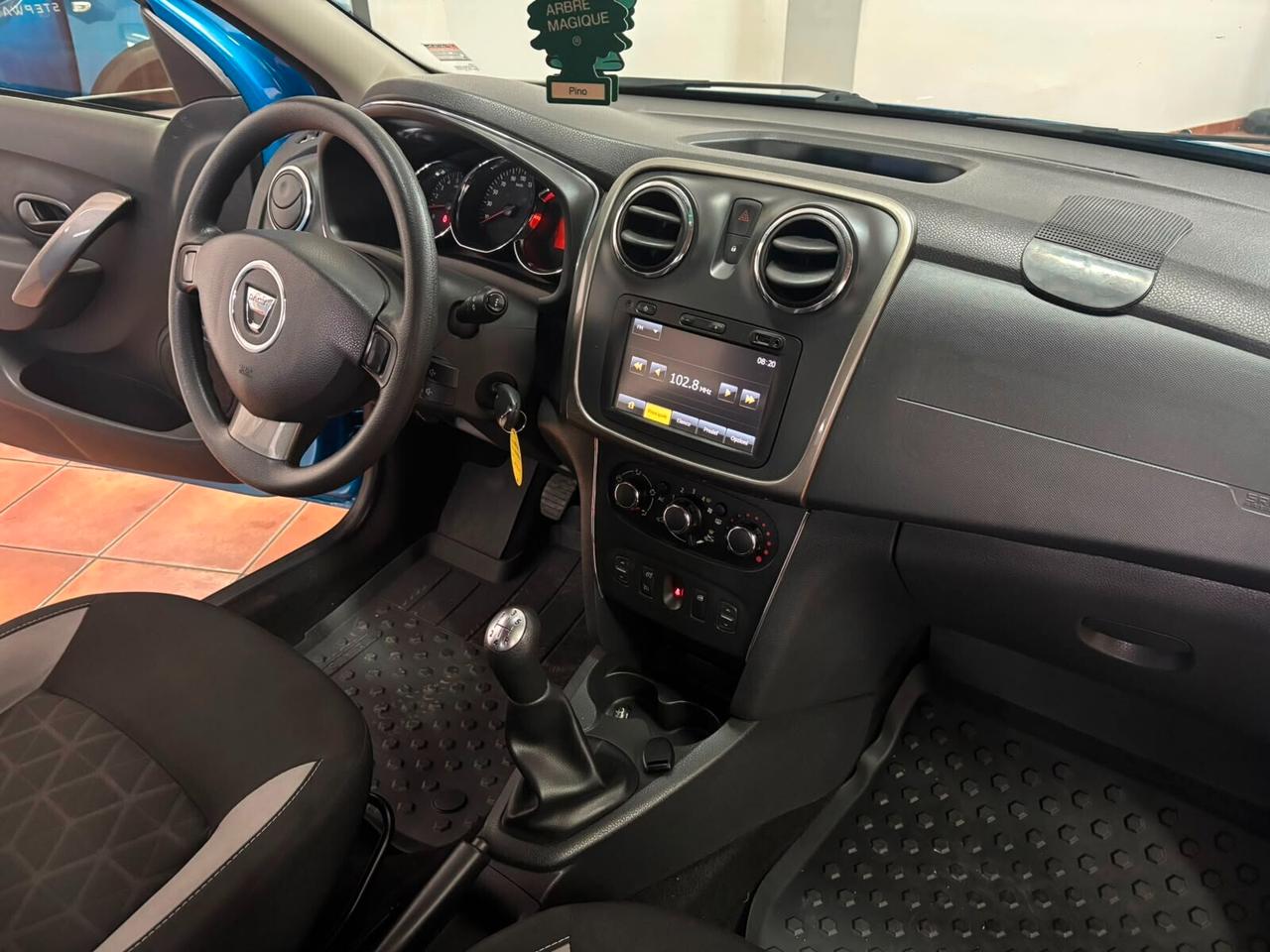 DACIA SANDERO STEPWAY 2013 BENZINA