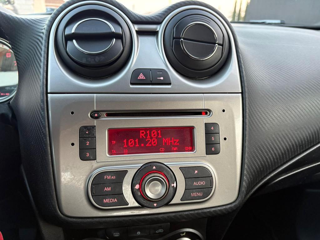 Alfa Romeo MiTo 1.4 BENZ 78cv ADATTA A NEOPATENTATI