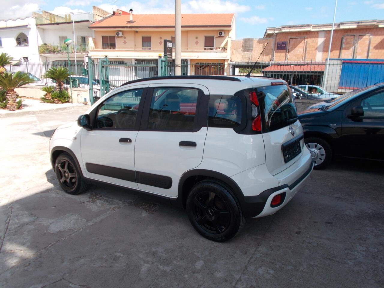 FIAT PANDA 1.2 WAZE CROSS