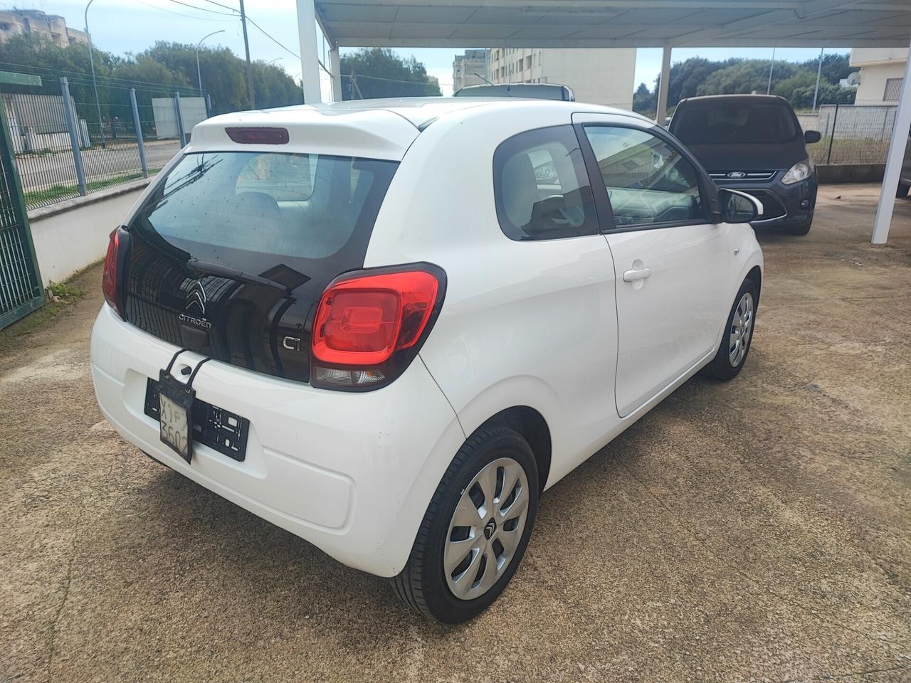 Citroen C1 VTi 72 S&S 3 porte Shine