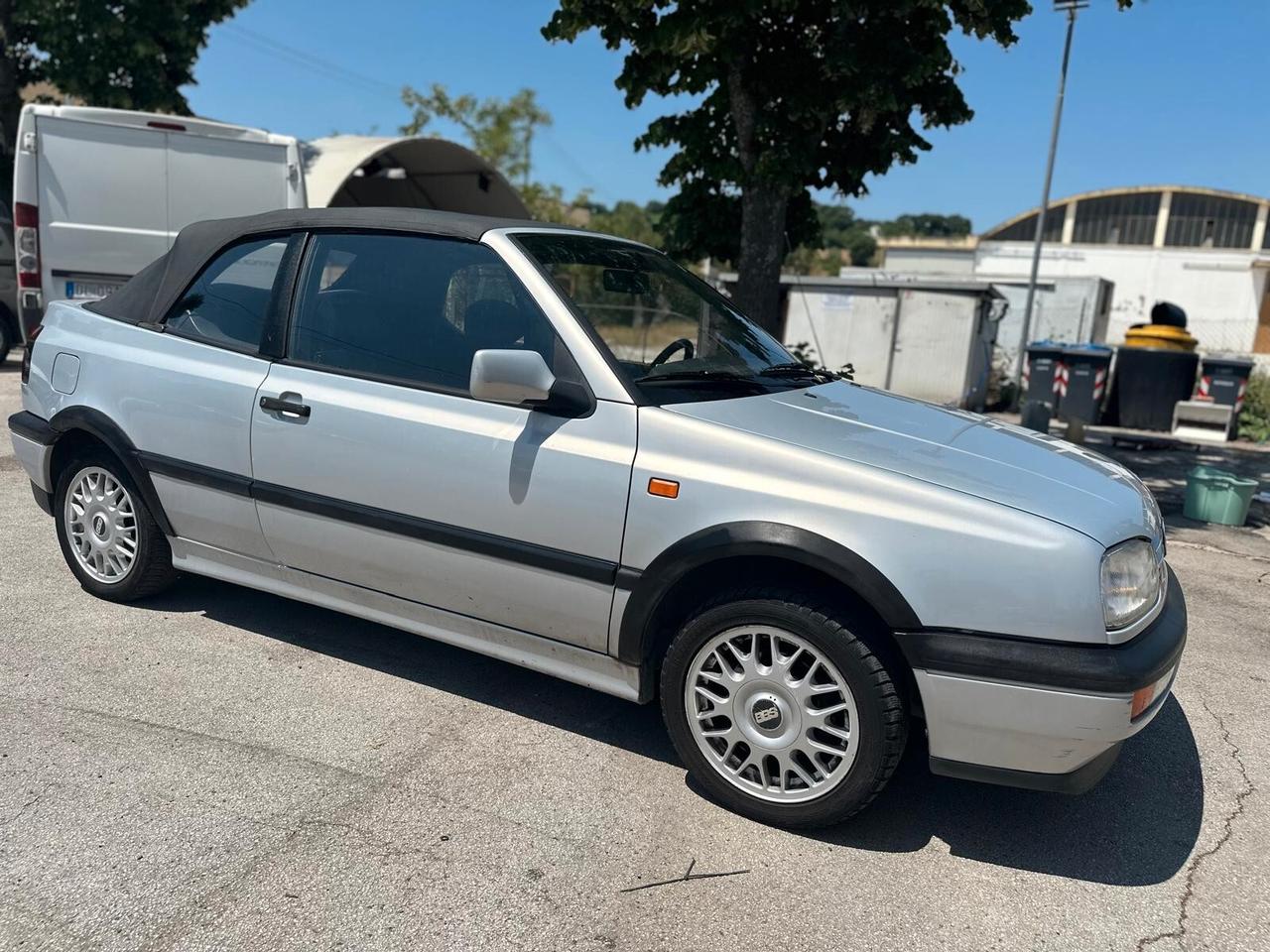 Volkswagen Golf Cabriolet Golf Cabriolet 1.8 cat (75 CV) Basic