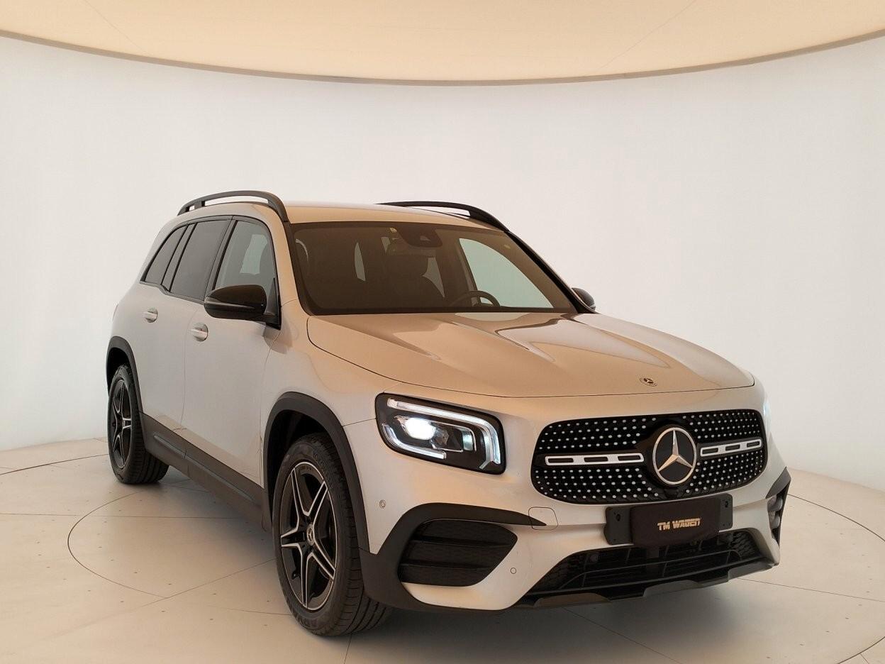 MERCEDES-BENZ GLB 200d Premium AMG line 4matic auto