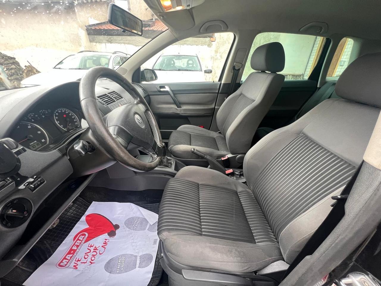 Volkswagen Polo 1.4/80CV TDI 5p. Sportline