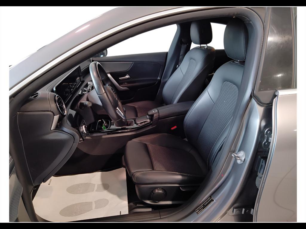 Mercedes-Benz CLA Coupe - C118 - CLA Coupe 180 Sport