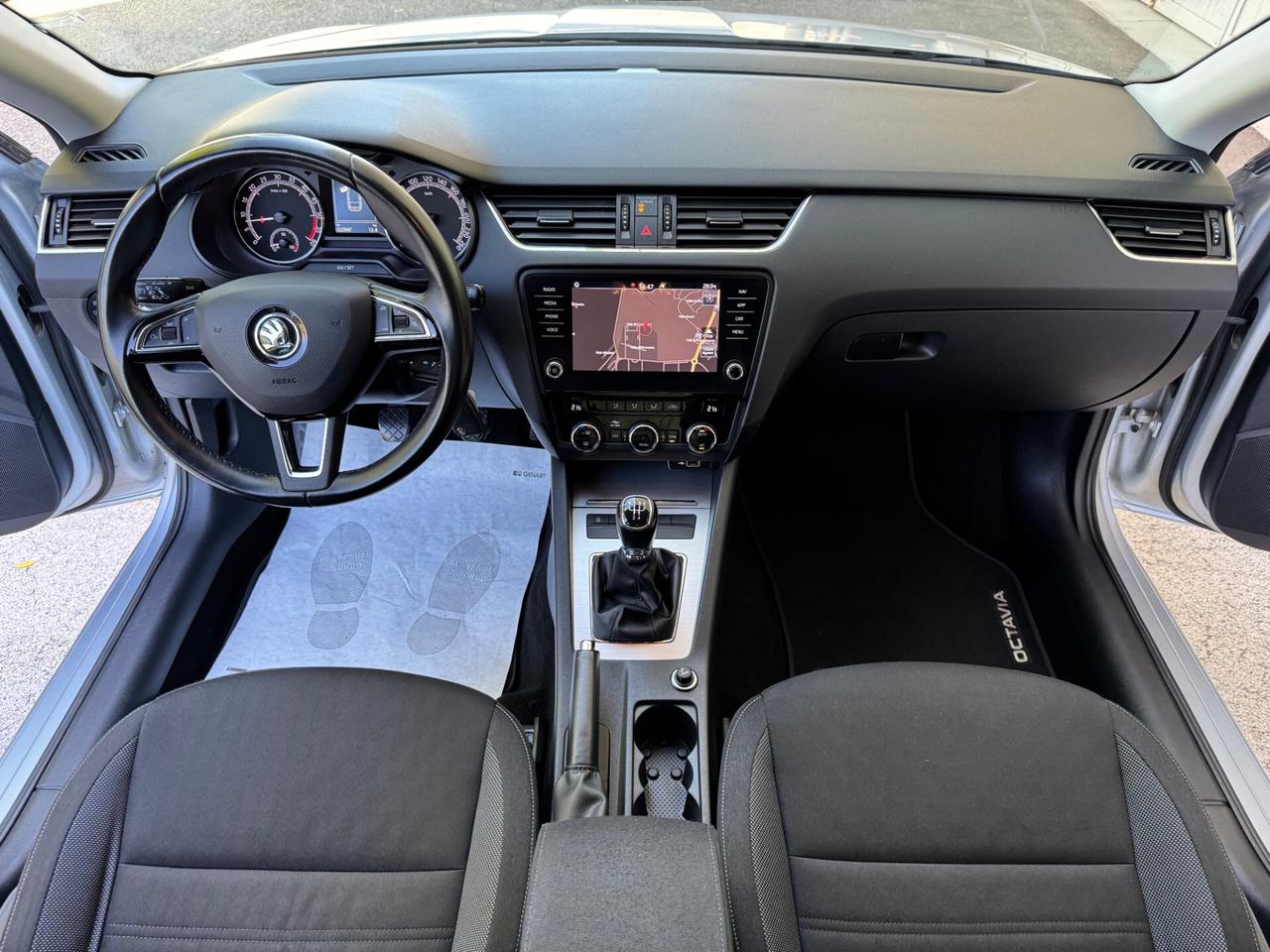 Skoda Octavia Wagon 1.6 tdi Execut GARANZIA 24MESI
